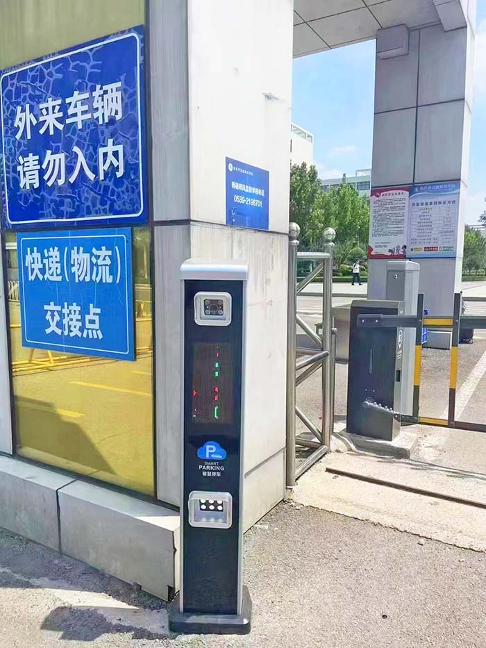 学校车牌识别系统