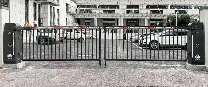 某事业单位采用 “安快” 一进一出重型道闸